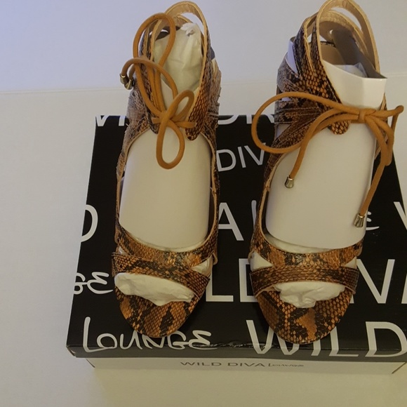 Heels - Picture 3 of 8